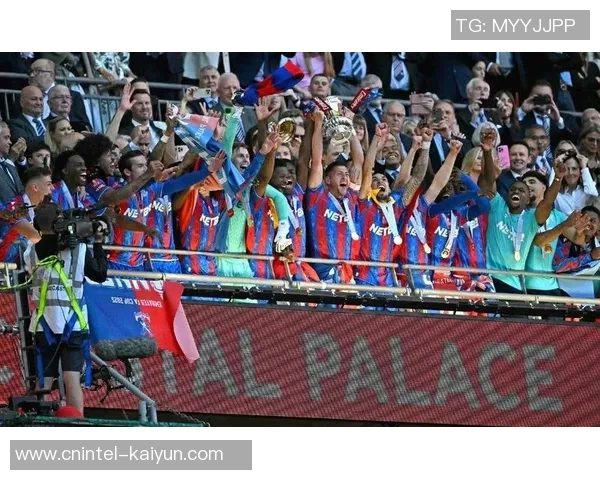 曼联迎战水晶宫前瞻分析球队状态与战术布局全解析